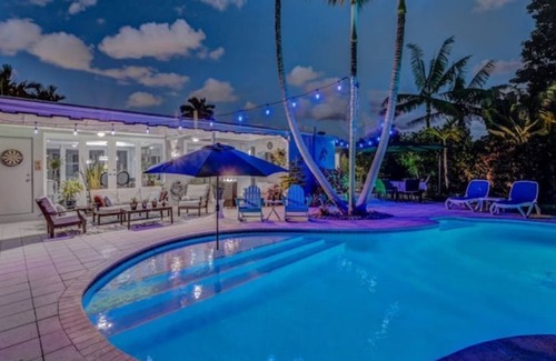 South Corals House | Private Tropical Oasis - Heated Pool/Hot Tub