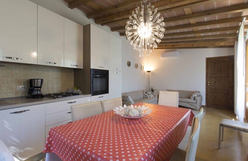 Pieve a Nievole Villa | Private Villa with private pool, internet, hot tub, A/C, TV, patio, pets allowed, panoramic view