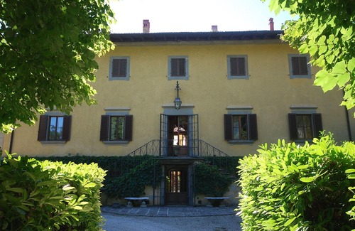 Borgo San Lorenzo Villa | Private Villa with WIFI, private pool, TV, patio, panoramic view, parking, close to Florence