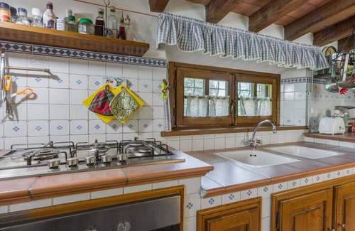 Gambassi Terme Villa | Private Villa with A/C, private pool, WIFI, TV, terrace, pets allowed, close to San Gimignano