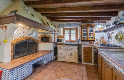 Gambassi Terme Villa | Private Villa with A/C, private pool, WIFI, TV, terrace, pets allowed, close to San Gimignano