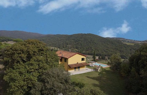 Montecatini Val di Cecina Villa | Private villa with pool and garden in Tuscany