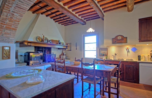 Camaiore Villa | Private Villa with A/C, WIFI, private pool, hot tub, TV, patio, panoramic view, close to Viareggio