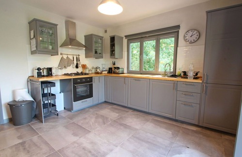 Strettoia Villa | Private Villa with A/C, WIFI, TV, terrace, panoramic view, parking, close to Forte Dei Marmi