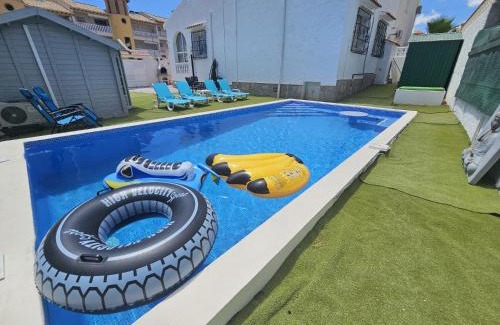 Lo Rufete Villa | Private Villa with Heated Swimming Pool, Roof Top Solarium & Garden