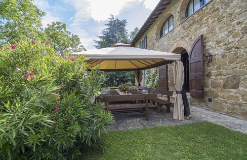 Borgo San Lorenzo Villa | Private Villa with private pool, A/C, hot tub, WIFI, sauna, TV, patio, pets allowed, panoramic view