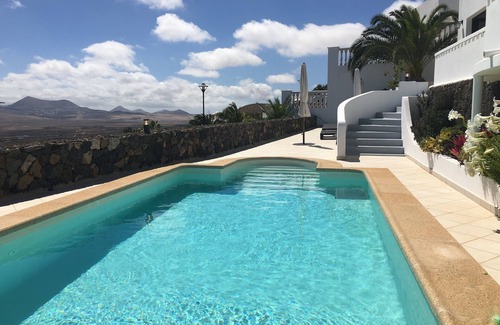 Nazaret Villa | Private villa with stunning views and heated pool