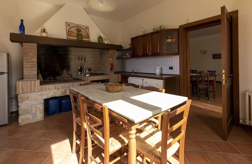 Cantalupo Villa | Private villa with swimming pool in the heart of Umbria