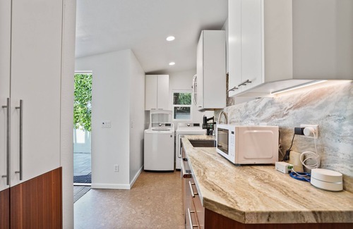 Solana Beach Villa | Private Villa with Pool, Racetrack & Ocean Views.