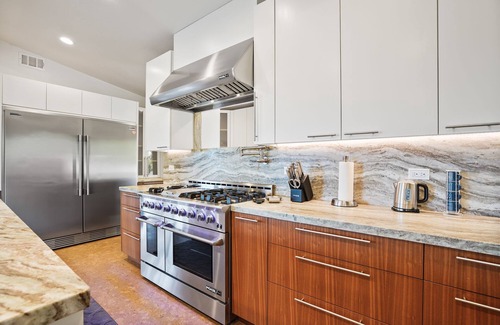 Solana Beach Villa | Private Villa with Pool, Racetrack & Ocean Views.