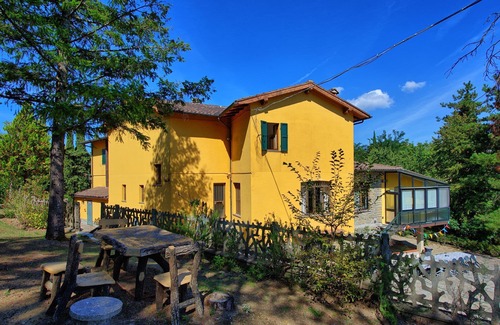 Anghiari Villa | Private Villa with WIFI, private pool, TV, balcony, panoramic view, parking, close to Arezzo