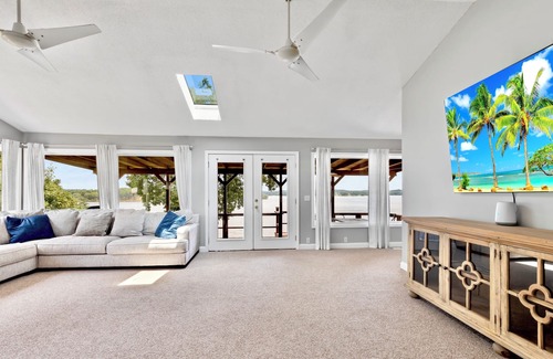 Pell City House | Private Waterfront Retreat on Logan Martin Lake!