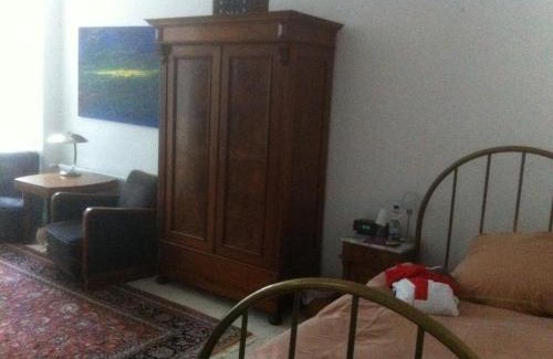 Vahrenwald-List House | Privatzimmer Wagner