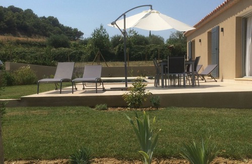 Le Barroux Villa | Promo LE BARROUX -MT VENTOUX- NEW AIR CONDITIONED VILLA WITH SWIMMING POOL AND WIFI.