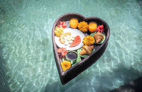 Pengosekan Apartment | ❤ PROMO! Private pool with view near Yoga Barn ❤