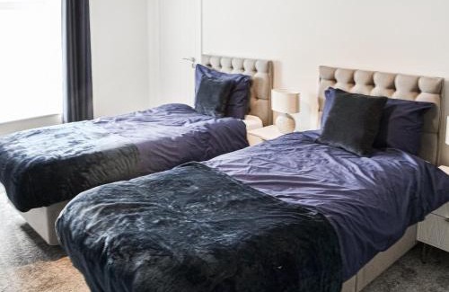 Allendale House | Prospect Cottage