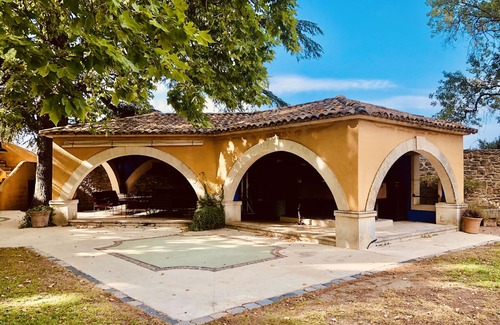 Oppede House | PROVENCE-A large characteristic and original house- 16 persons-