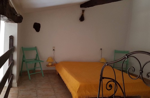 Flassan Bed & Breakfast | Provence, at the foot of Mont Ventoux, in a hamlet surrounded by vineyards