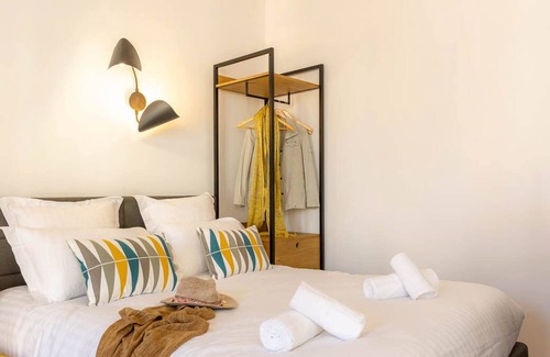 Forcalquier Apartment | Provence Au Coeur