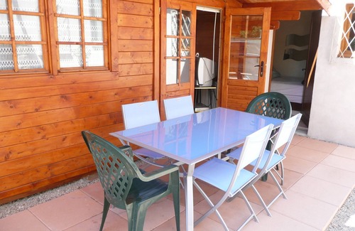 Morieres-les-Avignon Ski Chalet | Provence Bungalow Family 3 Rooms Swimming pool sharing 1h00 8km from Avignon