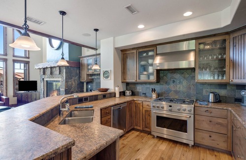 Steamboat Springs House | Prvt Hot Tub - Walk to Base - Ski Shuttle - Pool