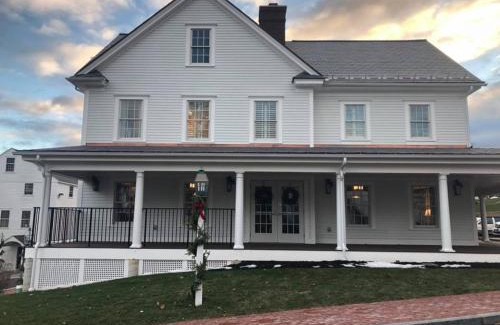 Sturbridge Hotel | Publick House Historic Inn and Country Motor Lodge