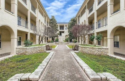 Lago Vista Condo | Puerto Azul - The Island at Lake Travis