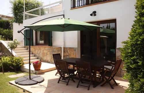 Guadalmina Apartment | Puerto Banus Private pool and garden. 200m of golf, restaurants and shops