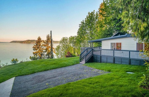 Harbour Pointe House | Puget sound hideaway