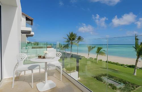 Cap Cana Marina Apartment | Punta Palmera Beach Front and pool views Cap Cana