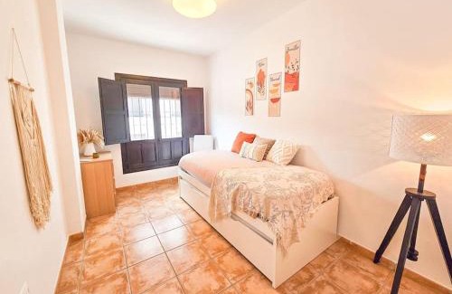 Velez de Benaudalla Apartment | Pura Vida - Terraza, Piscina, Playa 15mn, Sierra