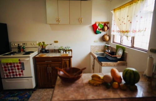 Roble Condo | Pura vida tico's family-friendly casita in the central valley