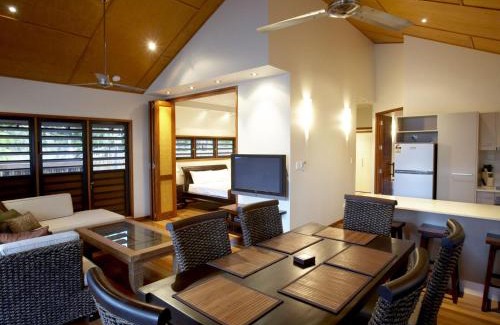 Nelly Bay Villa | Pure Magnetic Villa 1