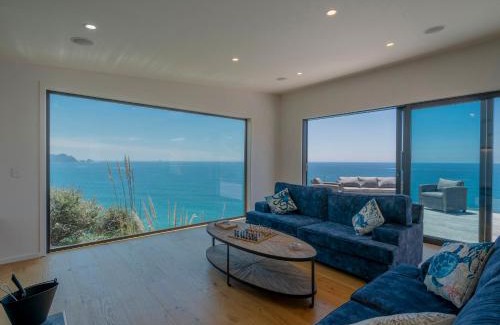 Tairua House | Purepure - Tairua Holiday Home