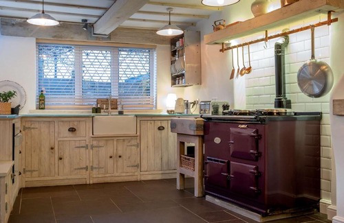 Burton Joyce House | Purple Poppy Cottage