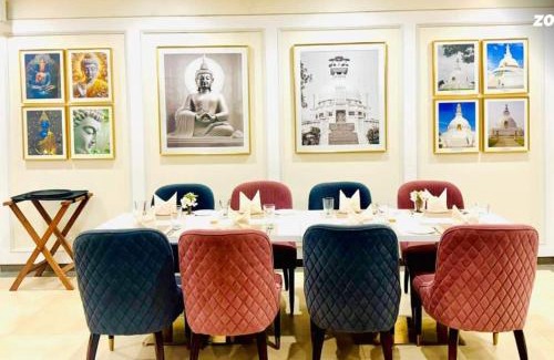 Bhubaneshwar Hotel | PUSHPAK HOTEL & CONVENTION