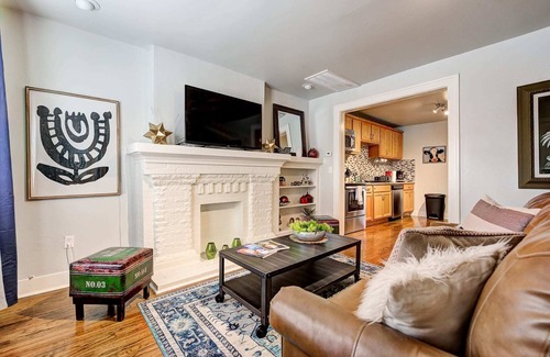 Central Oklahoma City Apartment | Putnam Pad I -near Asian District- just off I-44