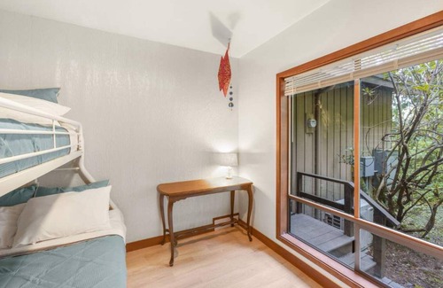 Port Gamble House | Puzzle Point Lodge: Waterfront Haven in Poulsbo