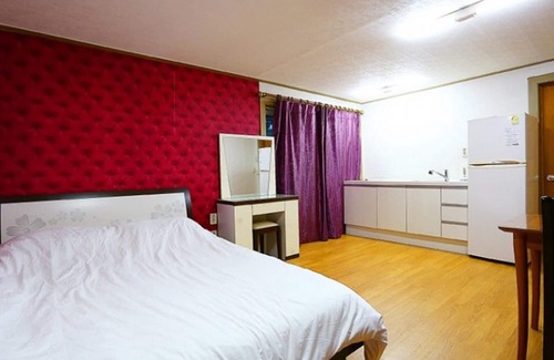 Jinbu House | Pyeongchang Eomeonipumsok Maeul Pension