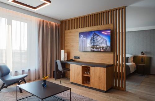 Mokronos Gorny Hotel | Q Hotel Plus Wrocław Bielany