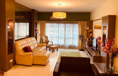 Bukit Jalil Apartment | Qaiser Executive Stay East Lake Residence