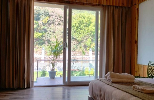 Jogiyana Resort | Qcent Woods Spa & Resort