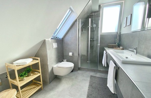 Heiligenkirchen Apartment | QT Apartment neu & Stylisch 2 SZ