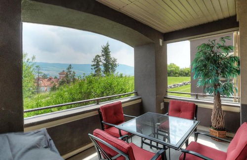 Quail Ridge Apartment | Quail Ridge Pinnacle Pointe by Kelowna Condo Rentals