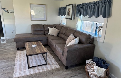 New Bedford House | Quaint 1 Bed 1 bath private beach home. Long term renters welcome for winter!