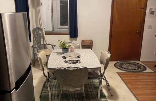 Eureka Apartment | Quaint 1-bedroom apartment in Eureka connected to old Eureka home
