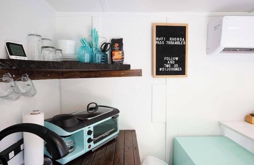 Franklin Park House | Quaint and Convenient Labor of Love