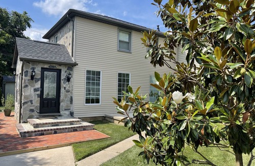 Newark House | Quaint and private home within the UD Campus area.