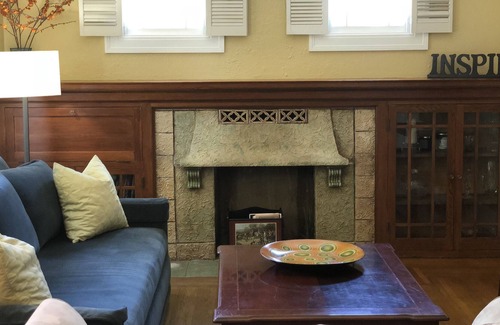 Southwest Berkeley House | Quaint Berkeley Craftsman House & Centrally Located