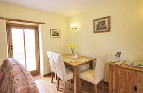 Christian Malford Cottage | Quaint, cosy and comfortable… The Brewhouse is just that.